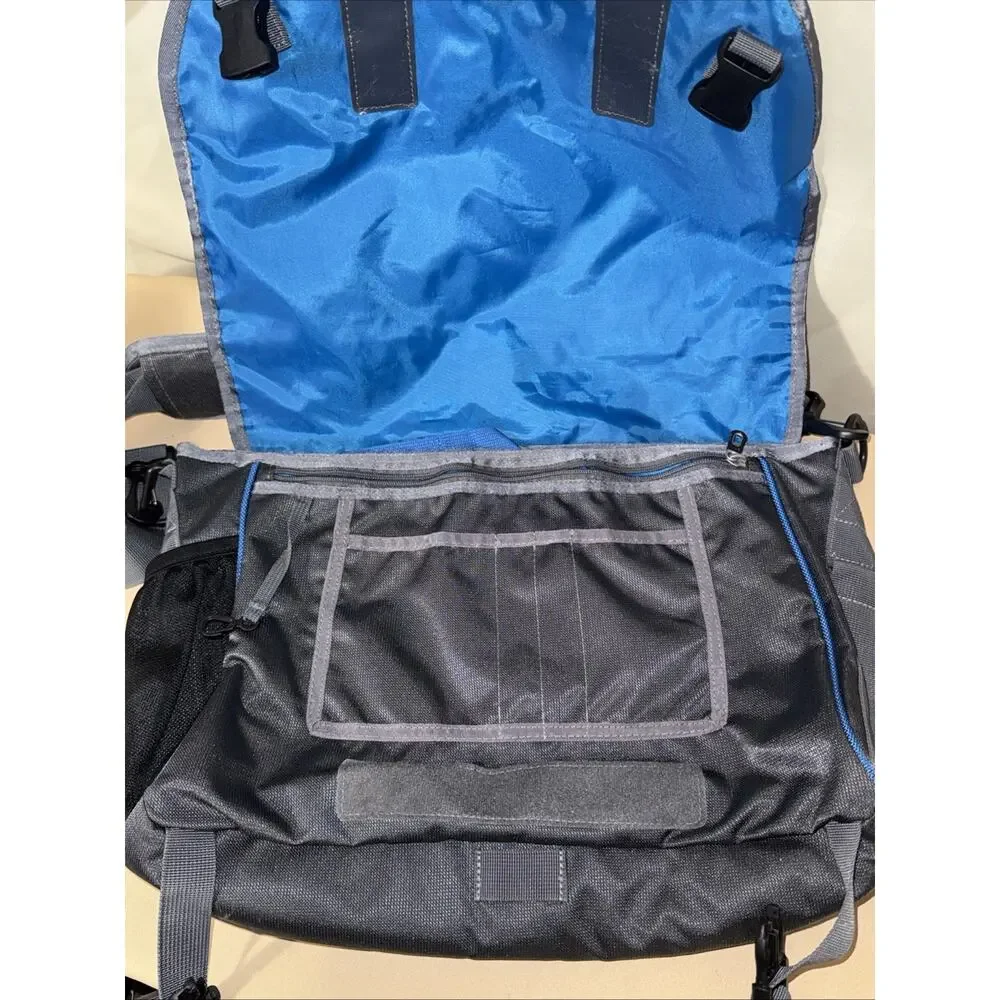 Nike description messenger